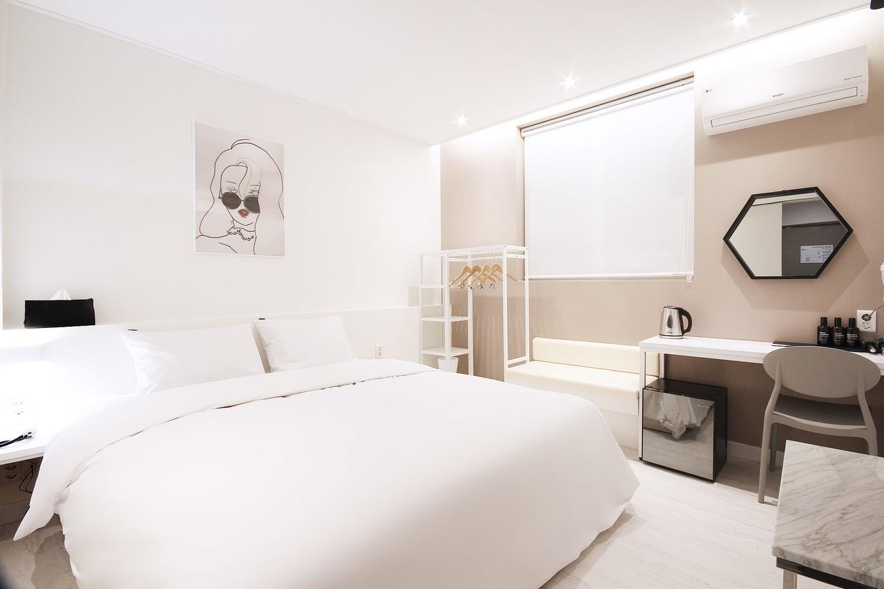 Hotel Yam Yeosu Hakdong Dış mekan fotoğraf